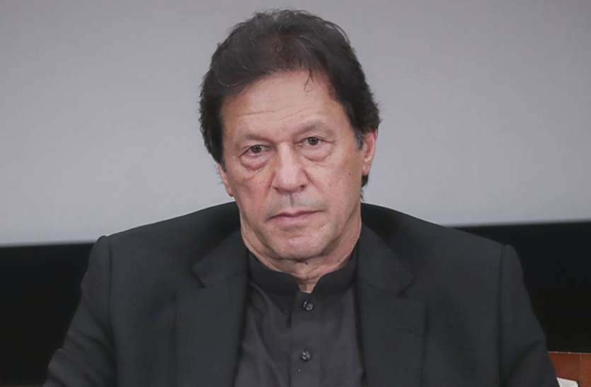 Imran Khan on Uighur Muslims उइगर मुसलमानों के सवाल पर फिर से इमरान ने काटी कन्नी, कहा- पर्याप्त जानकारी नहीं
