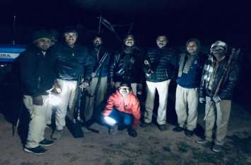 Two tractors loaded with sand and coal were caught during patrol गश्ती के दौरान रेत व कोयला से लदे दो ट्रैक्टर पकड़ाए