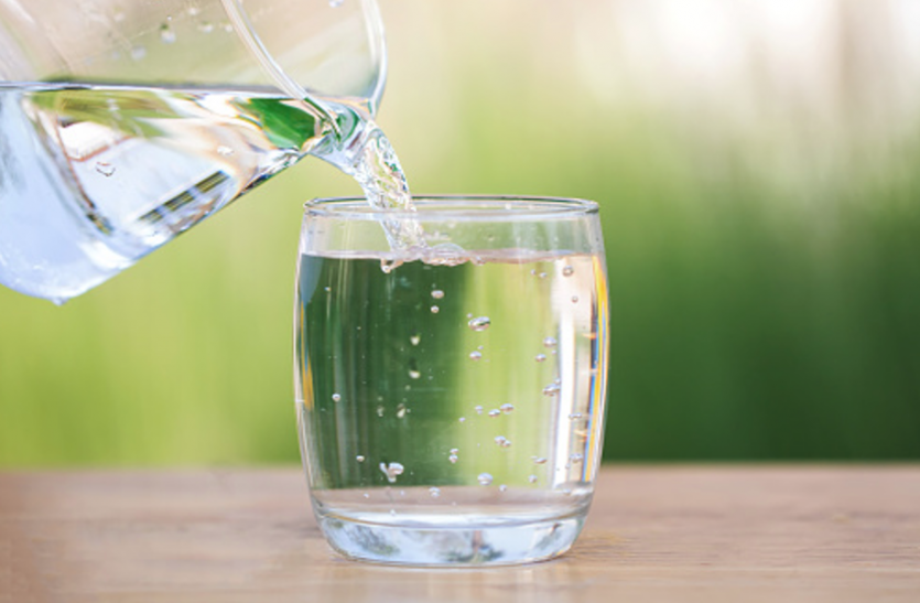 Side Effects of not drinking enough water Lack of Water Side Effects: कम पानी पीने से सेहत काे हाेते हैं ये गंभीर नुकसान