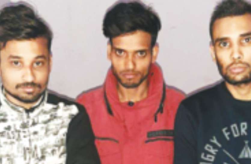 fake_call_center.jpg जयपुर से अमरीका में लूट, अंग्रेजी ऐसी कि विदेशियों को भी नहीं होता था शक