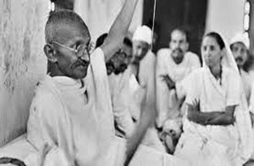 शहीद दिवस : जाने राष्ट्रपिता महात्मा गांधी की ये 8 प्रेरणादायक बातें