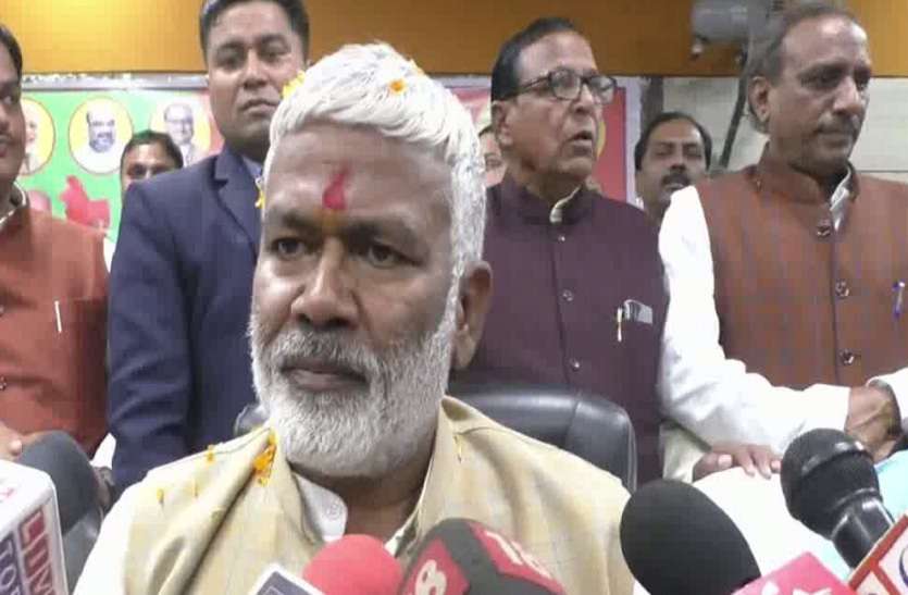 Up bjp President Swatantra dev singh यूपी भाजपा अध्यक्ष का बड़ा बयान, कहा- इंदिरा ने संतों पर चलवाई गोली, राजीव गांधी ने कराया सिखों का कत्लेआम