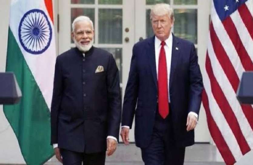 पीएम मोदी और डोनाल्ड ट्रंप (फाइल फोटो) मेलानिया और डोनाल्ड ट्रंप के यादगार स्वागत की तैयारी में पीएम मोदी