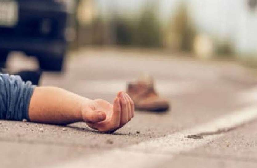 road accident at azamgarh बाइक की भिड़ंत में दो की मौत, दो घायल