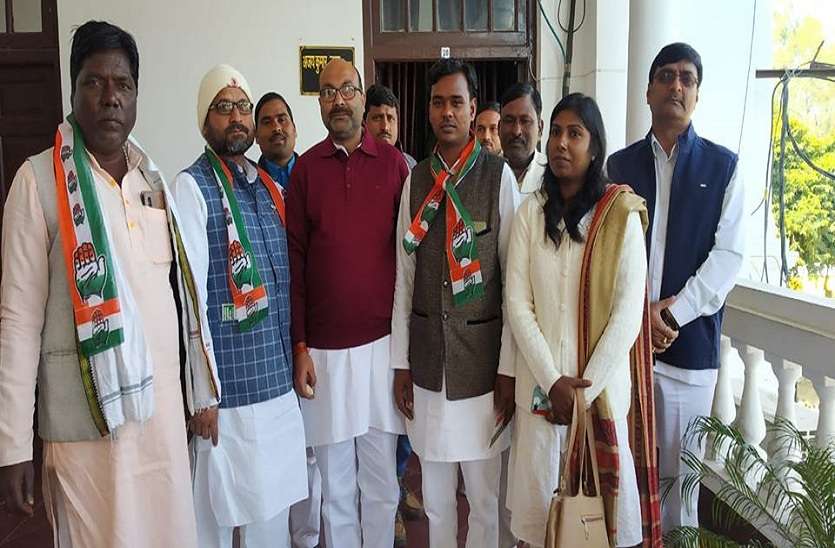 Omprakash Rajbhar party many leaders Joined Congress
