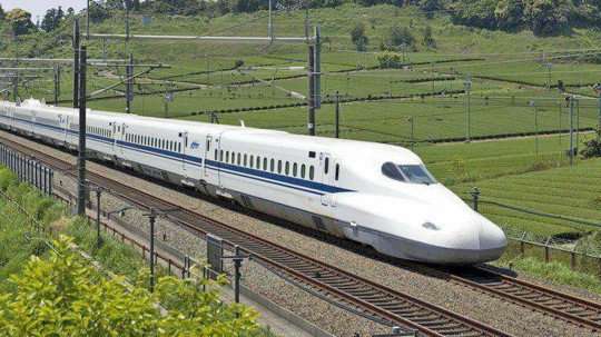 images_1537883815924_bullet_train.jpg