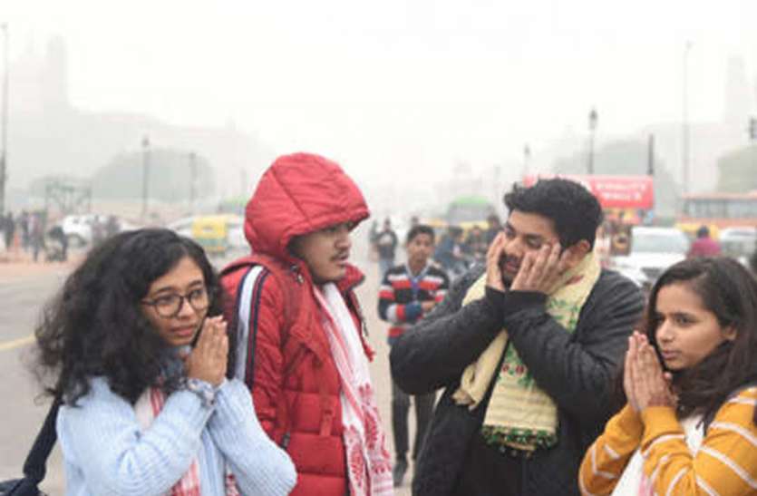 धूप के बावजूद ठंड से नहीं मिलेगी राहत, मौसम विभाग का अलर्ट- फिर बिगड़ेगा मौसम, जाने अपने क्षेत्र का हाल धूप के बावजूद ठंड से नहीं मिलेगी राहत, मौसम विभाग का अलर्ट- फिर बिगड़ेगा मौसम, जाने अपने क्षेत्र का हाल