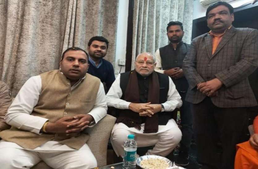 photo6184001046901271247.jpg Exclusive: शाहीन बाग में प्रदर्शन पर बोले पीएम मोदी के भाई, देश में सभी को अपनी बात रखने का अधिकार