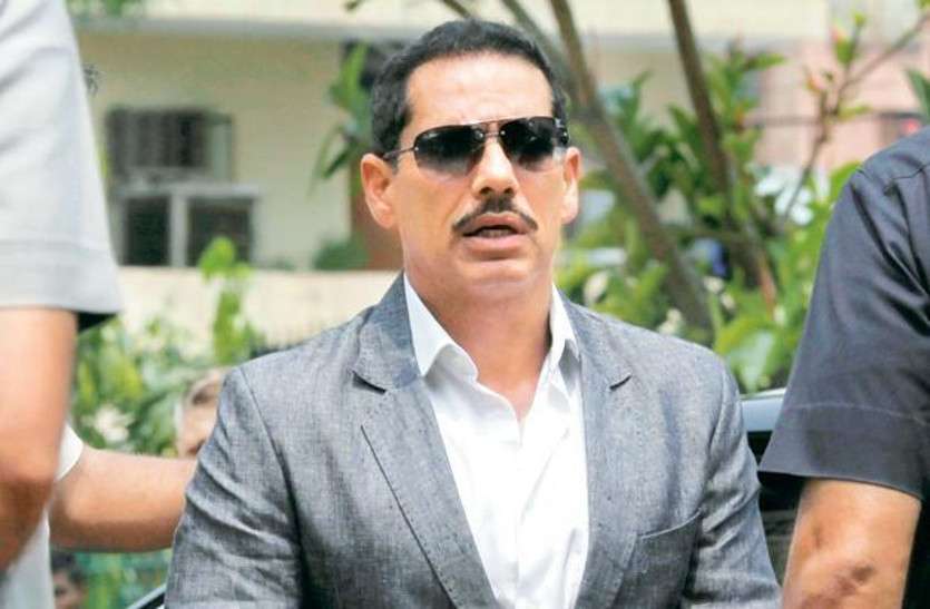 Prohibition period extended on arresting Robert Vadra Robert Vadra को गिरफ्तार करने पर रोक की अवधि बढ़ी
