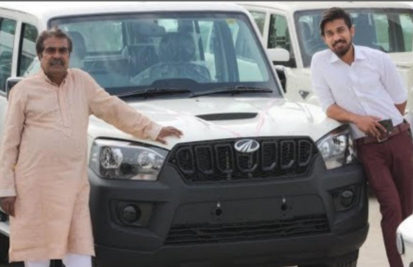 Vipin Sahu Gifted Car to Father