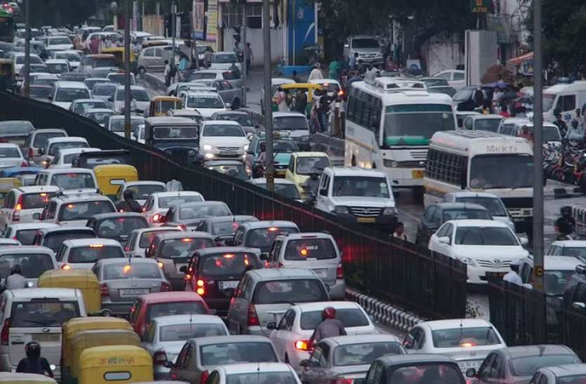 Traffic Delhi Assembly Elections 2020: राजधानी के कई इलाकों में ट्रैफिक पर पाबंदी, इन रास्तों पर जाने से करे परहेज