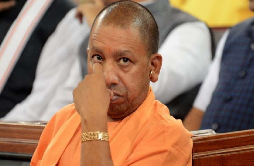 Arvind Kejriwal victory threatens CM Yogi Adityanath भाजपा विधायक ने इस मुद्दे को लेकर अपनी ही सरकार के खिलाफ खोला मोर्चा