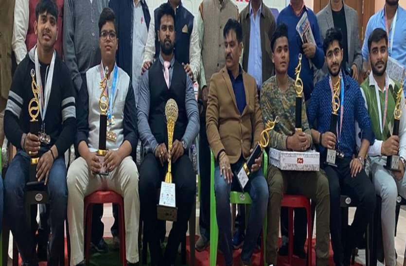 Power Lifting Federation उत्कृष्ट प्रदर्शन करने वाले खिलाड़ी सम्मानित