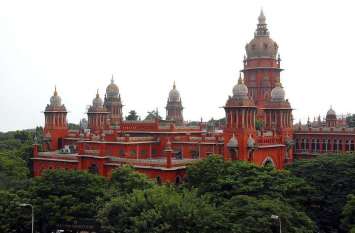Madras High Court today issued notice to Advocate Vijayan Subramanian पर्दे पर जयललिता की जीवनी, निर्देशक विजय और विष्णुवद्र्धन को न्यायिक पीठ का नोटिस
