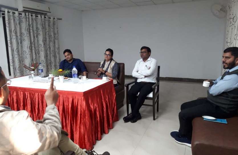कान्हा नेशनल पार्क से लगे ग्रामों की शालाओं के फिरेेंगे दिन कान्हा नेशनल पार्क से लगे ग्रामों की शालाओं के फिरेेंगे दिन