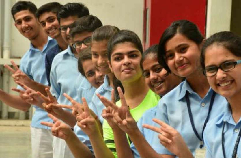 राज्य के 55,000 स्कूलों में सवा करोड़ से अधिक विद्यार्थियों को एक समान पाठ्यक्रम से दी जाएगी शिक्षा राज्य के 55,000 स्कूलों में सवा करोड़ से अधिक विद्यार्थियों को एक समान पाठ्यक्रम से दी जाएगी शिक्षा