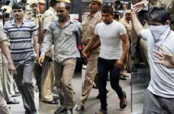 Nirbhaya Case all Convicts enjoying in Jail due to delay in new death निर्भया केसः तिहाड़ में एंजॉय कर रहे दोषी, दलील सुनते ही कोर्ट में भिड़े दोनों पक्षों के वकील