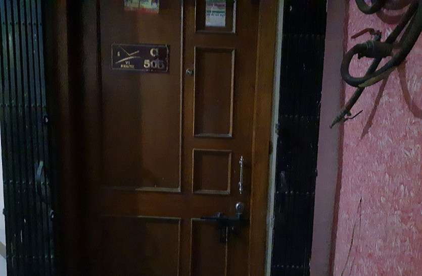 डकैती प्लाईवुड कारोबारी के घर डकैती, कट्टा दिखाकर 50 लाख लूटे