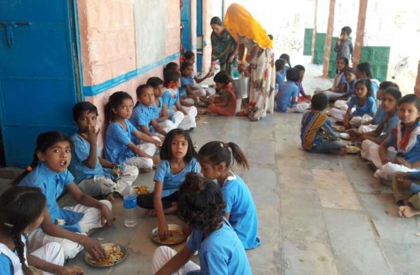 Nutritional and milk distribution system in a hopeless situation हिदायतें व नसीहतें हजारों,बजट के नाम पर चुप्पी!