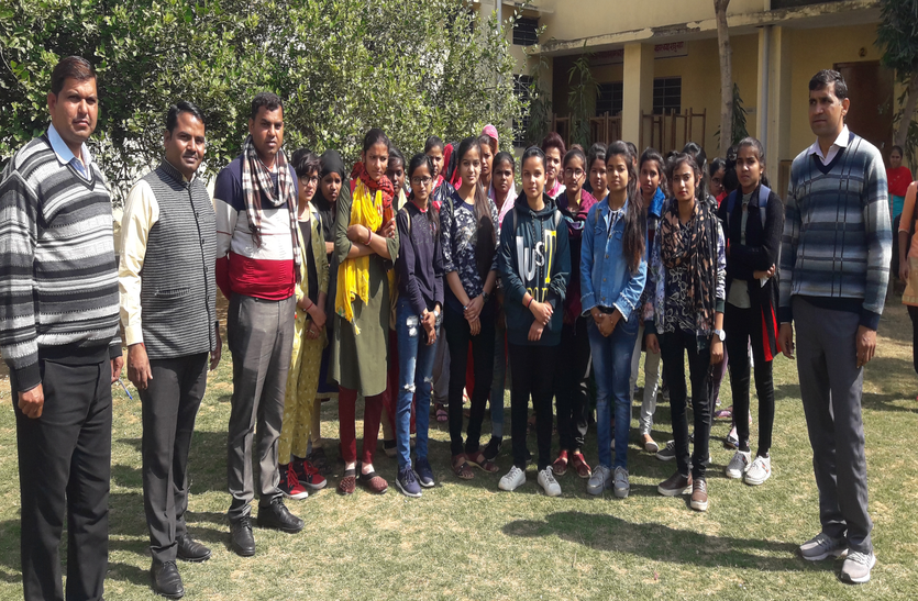 उच्च शिक्षा में सुधार और रोजगार की दरकार उच्च शिक्षा में सुधार और रोजगार की दरकार