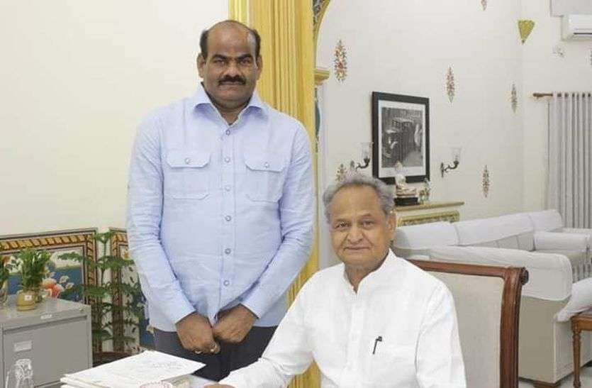 Kishangarh MLA Suresh Tak demand for education, security Kishangarh- बजट में रखे सड़क, शिक्षा और सुरक्षा का रखे ध्यान