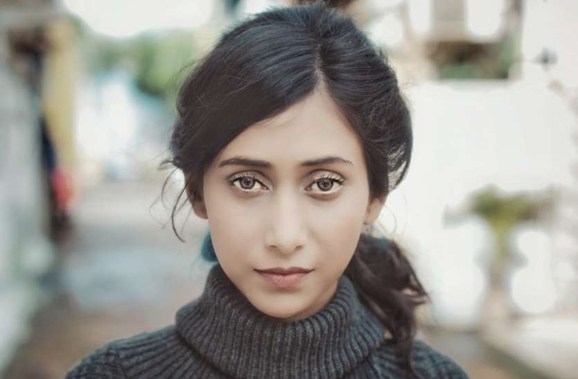 Best Supporting Actor Female Awards जयपुर की निकिता को Best Supporting Actor Female Awards जयपुर की निकिता को