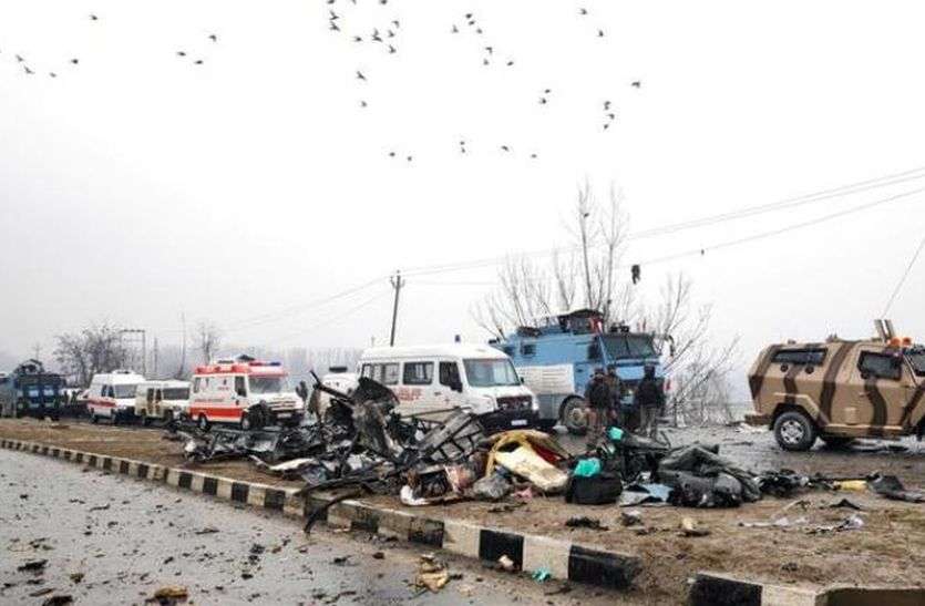 Pulwama Attack : राजकुमार की आंखों के सामने शहीद हो गए थे 40 जवान, धमाके की वो गूंज आज भी रूह को कंपा देती है 250 करोड़ जुटाए, शहीदों को कुछ नहीं दिया: कांग्रेस