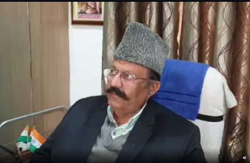 कांग्रेस नेता की अभद्र टिप्पणी, अब गिरफ्तारी पर लिया स्टे कांग्रेस नेता की अभद्र टिप्पणी, अब गिरफ्तारी पर लिया स्टे