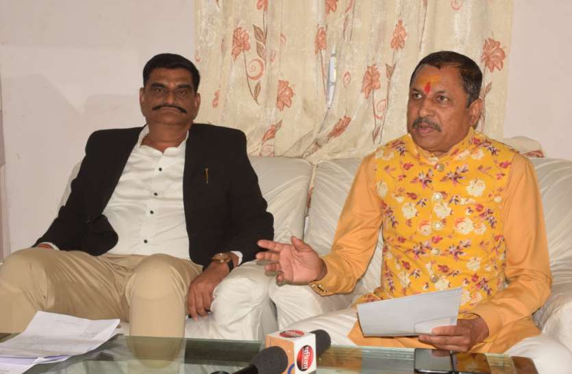 मैहर विधायक ने कहा-जनता मेरे लिए सब कुछ भाजपा विधायक के बिगड़े बोल कहा मैं पार्टी प्रवक्ता नहीं जनप्रतिनिधि हूं, जो जनहित में होगा वही बोलूगा