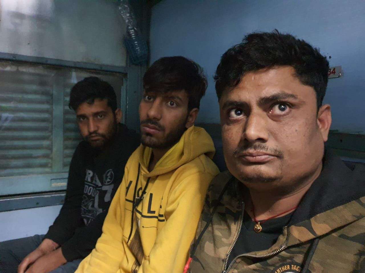 प्लाईवुड कारोबारी के पूर्व कर्मचारी ने ही कराई थी 50 लाख की डकैती, पुलिस ने चलती ट्रेन से 5 आरोपियों को गिरफ्तार