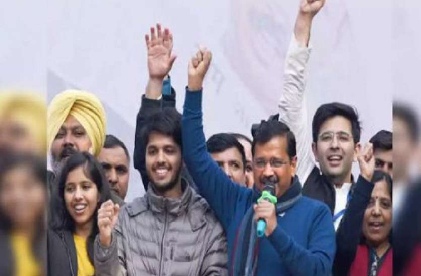 arvind Kejriwal केजरीवाल के साथ मंच साझा करेंगे 60 'दिल्ली के निर्माता'