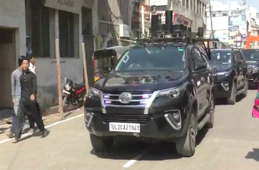 Fleet rehearsal पीएम नरेन्द्र मोदी के आगमन के पहले किया गया फ्लीट रिहर्सल