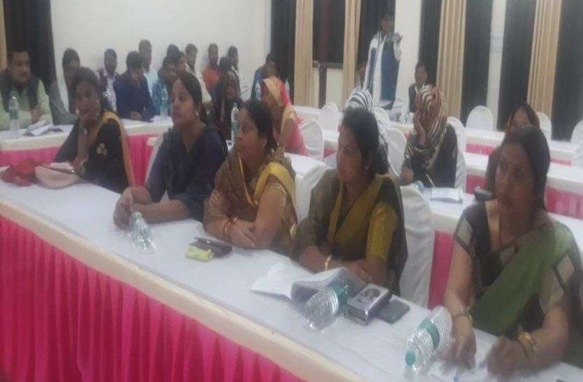 बजट के बीच जुबां पर रही टीस बजट के बीच जुबां पर रही टीस
