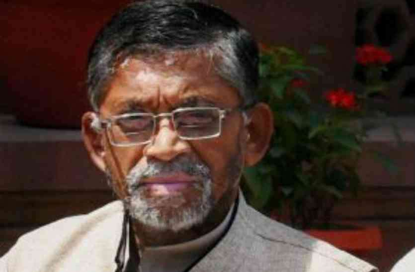 केंद्रीय मंत्री संतोष गंगवार ने सुप्रीम कोर्ट के फैसले का किया स्वागत- देखें वीडियो केंद्रीय मंत्री संतोष गंगवार ने सुप्रीम कोर्ट के फैसले का किया स्वागत- देखें वीडियो