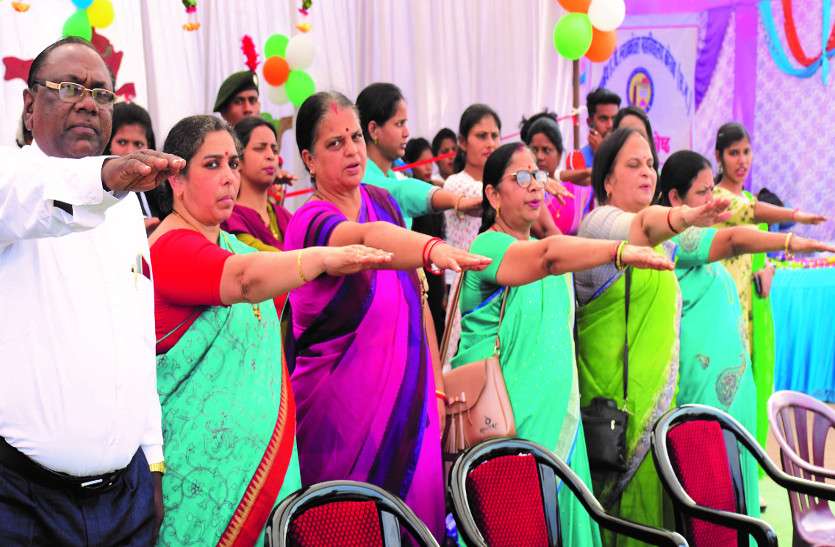 पत्रिका के स्वर्णिम भारत अभियान से जुड़े पीजी कॉलेज के प्राध्यापक व छात्र, लिया स्वच्छता का संकल्प