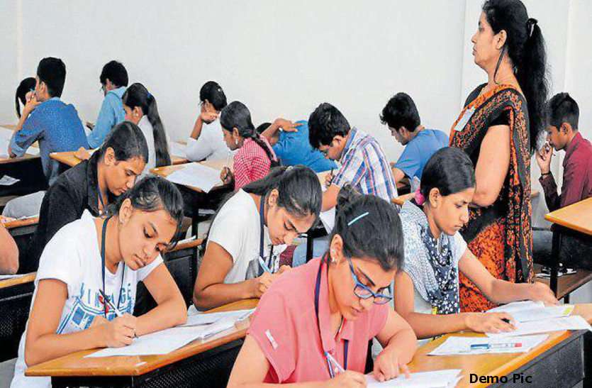 a2.jpg फिर आगे निकली लड़कियां, Higher Education में लड़कों से 63 हजार ने अधिक लिया प्रवेश