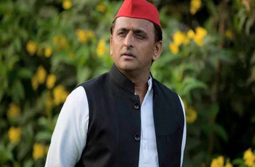 अखिलेश ने शेयर किया 'मोदी जिंदाबाद' मैसेज, लोगों ने की सपा अध्यक्ष को सस्पेंड करने की मांग अखिलेश ने शेयर किया 'मोदी जिंदाबाद' मैसेज, लोगों ने की सपा अध्यक्ष को सस्पेंड करने की मांग
