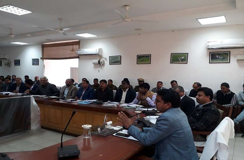 बिजली चोरी रोकने में एसडीएम भी करेंगे सहयोग बिजली चोरी रोकने में एसडीएम भी करेंगे सहयोग