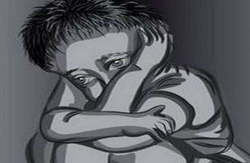 उठनी थी बेटी की डोली, उठा पिता का जनाजा उठनी थी बेटी की डोली, उठा पिता का जनाजा