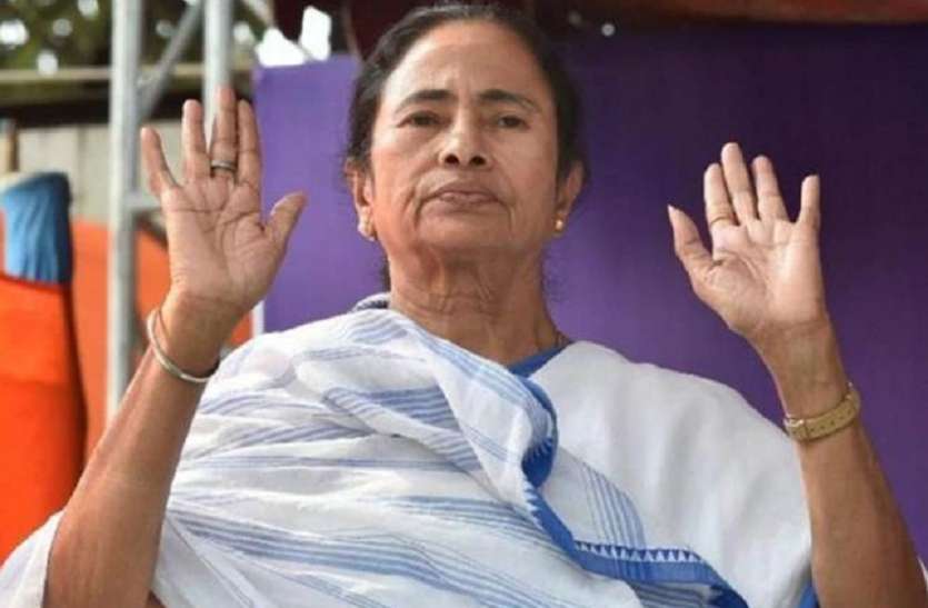 जनता को सरकारी योजनाओं का लाभ दिलाने के लिए ममता बनर्जी का बड़ा फैसला जनता को सरकारी योजनाओं का लाभ दिलाने के लिए ममता बनर्जी का बड़ा फैसला