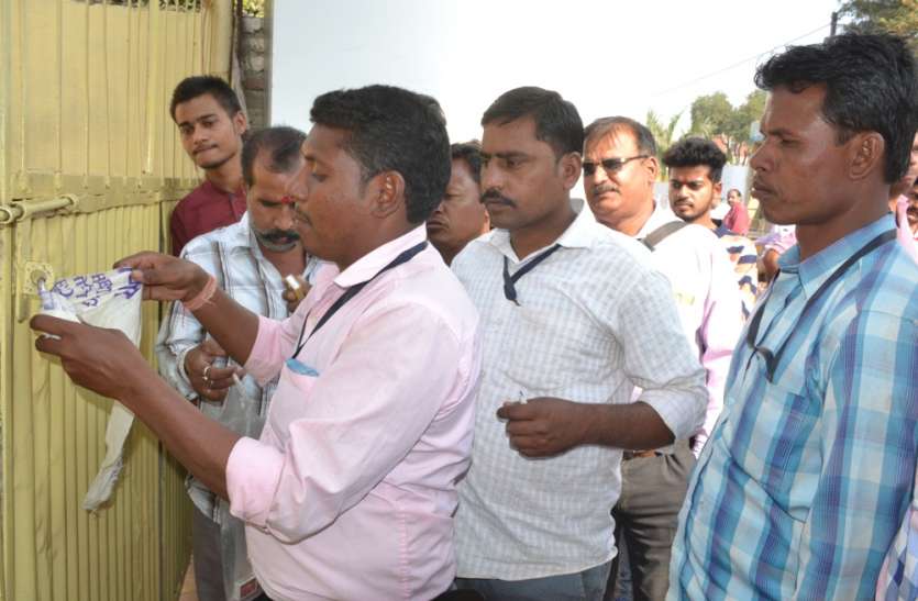 निगमायुक्त ने कहा-लगाओ ताला लाखों की संपत्ति, हजारों की कमाई फिर भी टैक्स से परहेज, निगमायुक्त ने कहा-लगाओ ताला