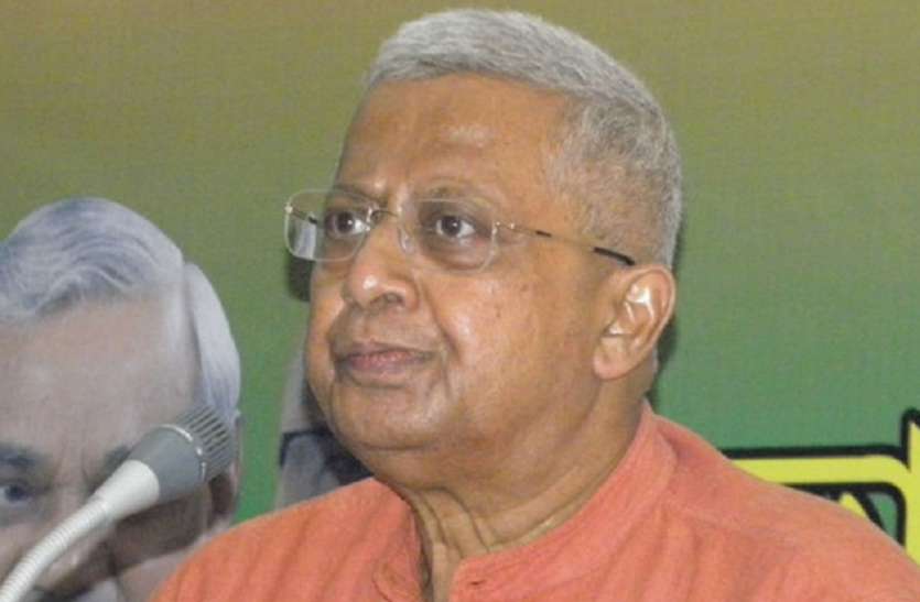 कहां गायब हो गए जेएनयू छात्रसंघ अध्यक्ष के टांको के निशान, इस राज्यपाल ने जताया आश्चर्य कहां गायब हो गए जेएनयू छात्रसंघ अध्यक्ष के टांको के निशान, महामहिम ने जताया आश्चर्य