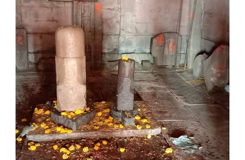 भगवान सोमेश्वर का होगा विशेष शृंगार, जुटेंगे श्रद्धालु भगवान सोमेश्वर का होगा विशेष शृंगार, जुटेंगे श्रद्धालु