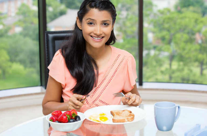 जानिए सुबह के समय कैसा लेना चाहिए नाश्ता जानिए सुबह के समय कैसा लेना चाहिए नाश्ता