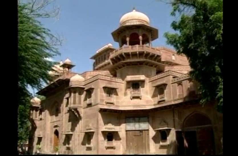 राजनीतिक रसूख के चलते हुए तबादले राजनीतिक रसूख के चलते हुए तबादले