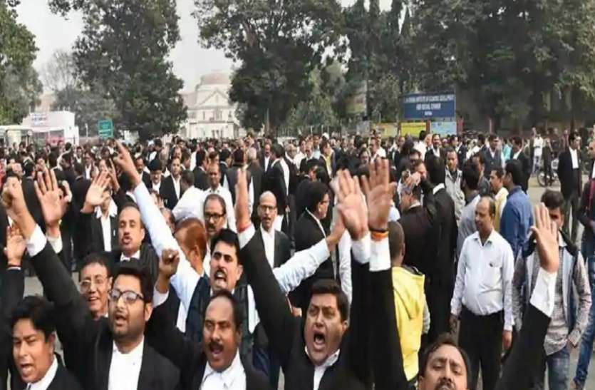 High Court Bar Association election with high level technology उच्च स्तरीय तकनीक के जरिए होगा हाईकोर्ट बार एसोसिएशन का चुनाव . वी सी मिश्र