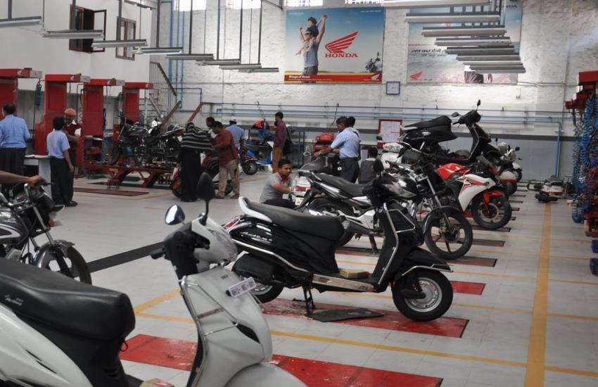 महज 1100 की डाउनपेमेंट में घर ले जाएं Honda के टू-व्हीलर्स, खरीद पर मिल