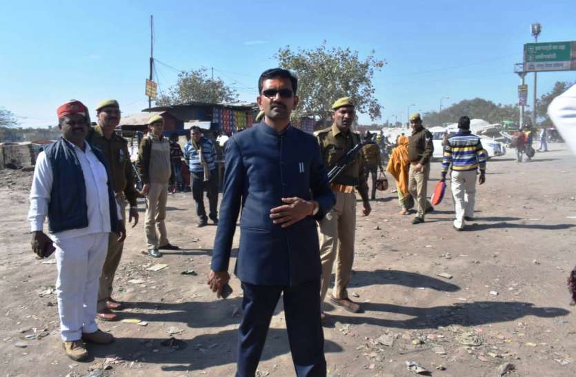 यूपी बोर्ड परीक्षा के लिए बना सुरक्षा ‘चक्रव्यूह’ भेद पाना मुमकिन ही नहीं नामुकिन यूपी बोर्ड परीक्षा के लिए बना सुरक्षा ‘चक्रव्यूह’ भेद पाना मुमकिन ही नहीं नामुकिन