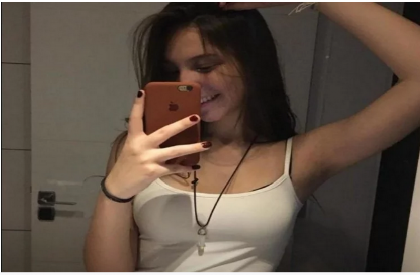 girl selfie इजरायल: सेना ने पोस्ट की लड़की की 'हॉट सेल्फी', विवाद बढ़ने पर आधे घंटे बाद दी सफाई
