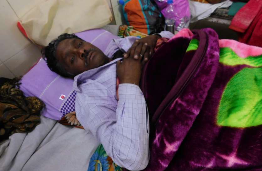 three killed in road accident अलग-अलग हादसों में तीन की मौत, एक महिला और दो बच्चे घायल